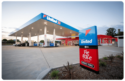 Fusion-Signage-United-Petroleum-Store-01
