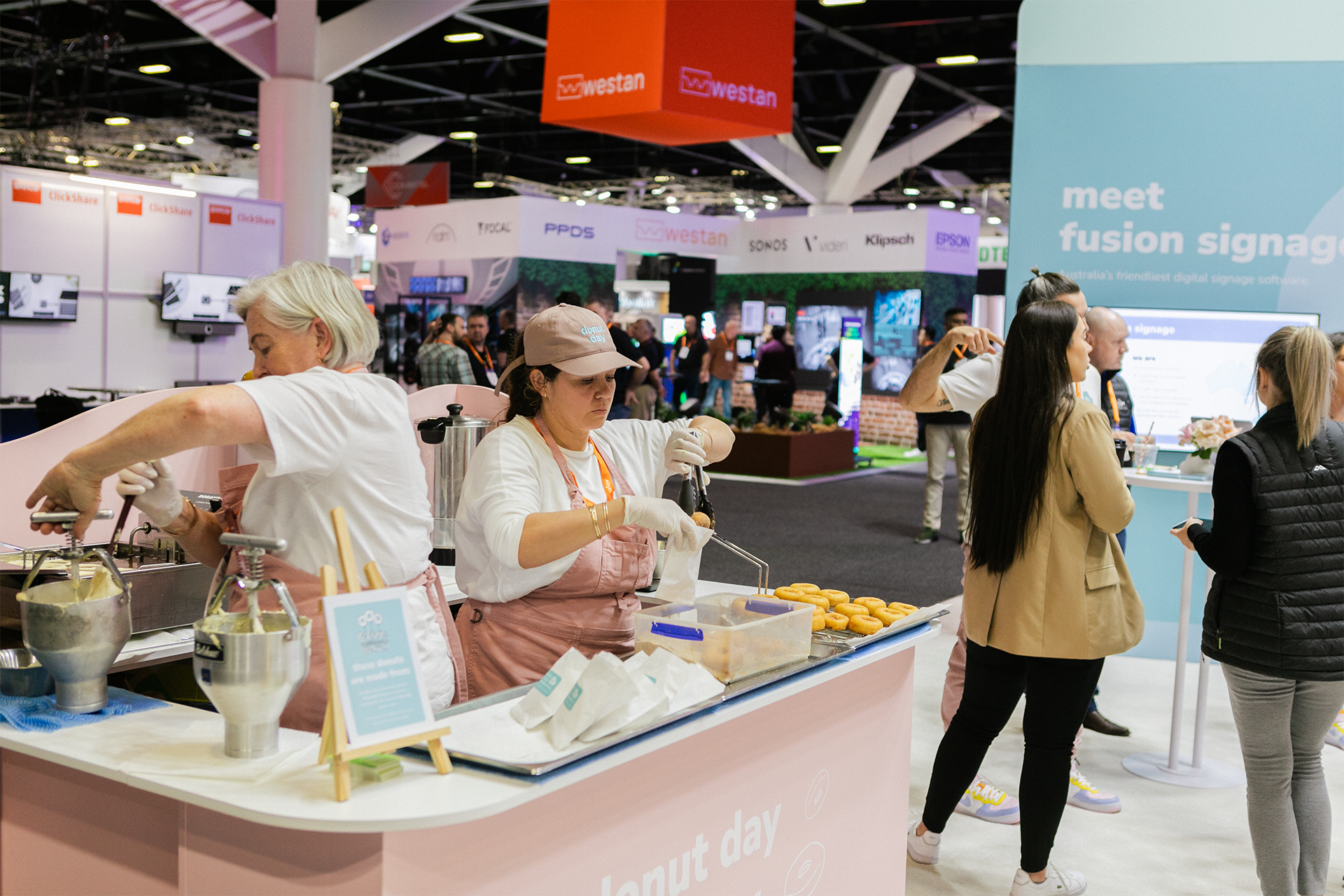 Fusion Signage Donut Stand Integrate Expo 2024